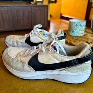 Nike Beige Waffle Sneaker